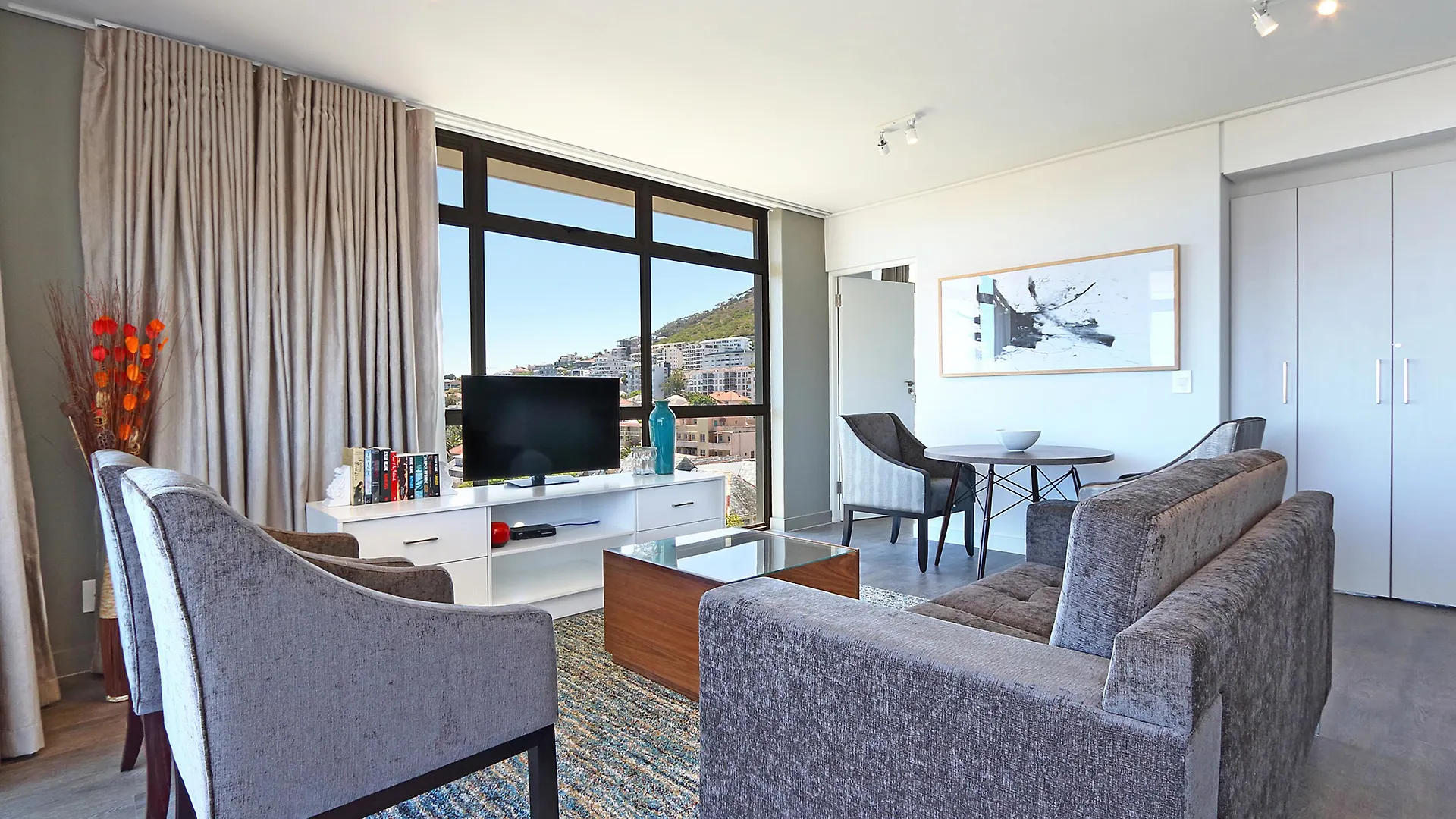 The Verge Aparthotel By Totalstay Cape Town 3*,